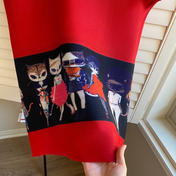 Bouncy Material Cartoon Cat Tunic - Picture 4 of 5